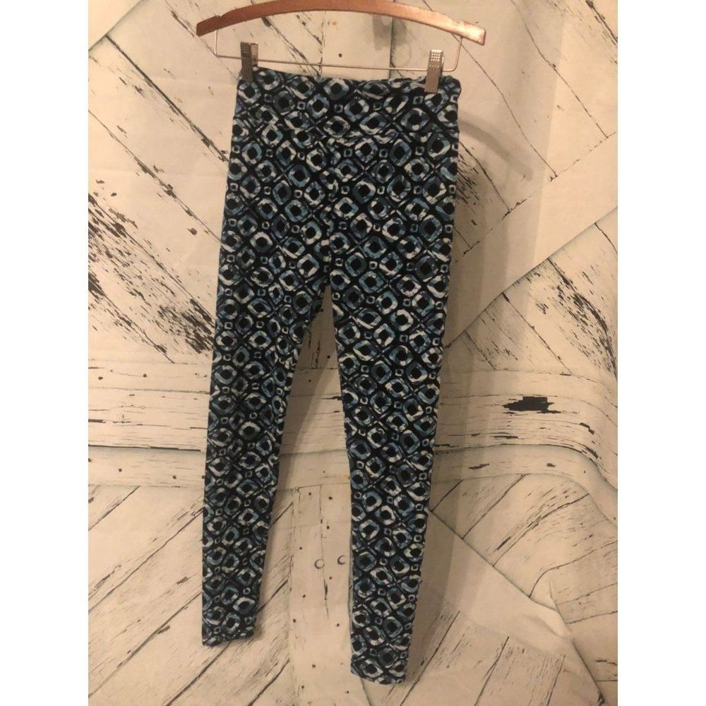 LuLaRoe size OS one size leggings blue dot